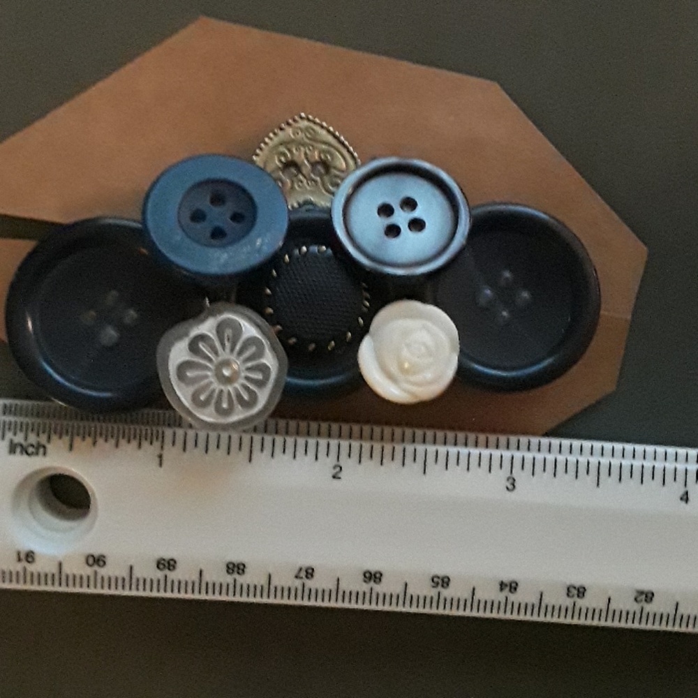 Handmade Brooch - Picture 5 of 5
